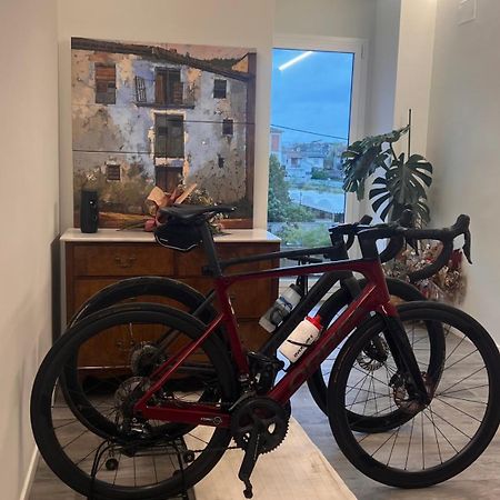 Jasalpi Unico Apartamento Delante Del Lago De Banyoles Luaran gambar